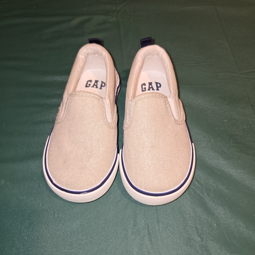 Kids linen gap cream shoes